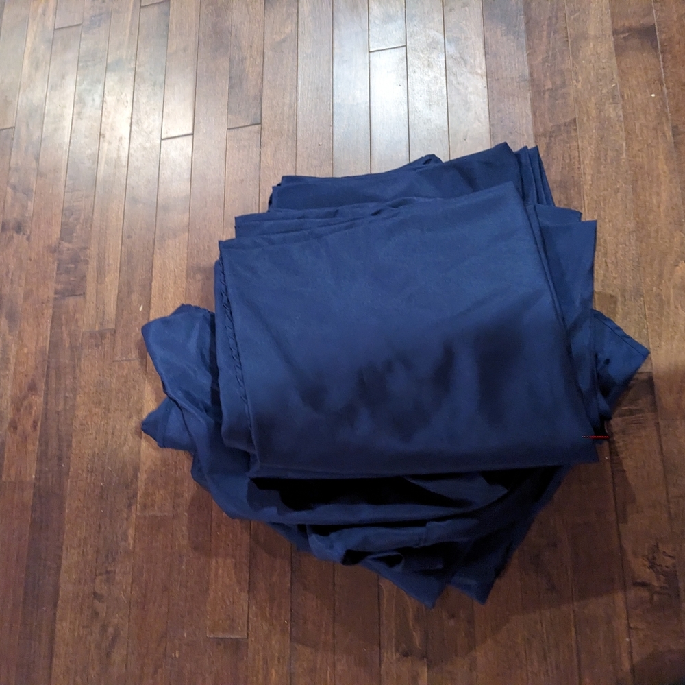 Navy blue round table cloths